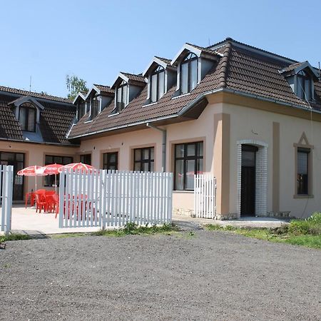 Ubytovanie Toscana Vysne Revistia Buitenkant foto