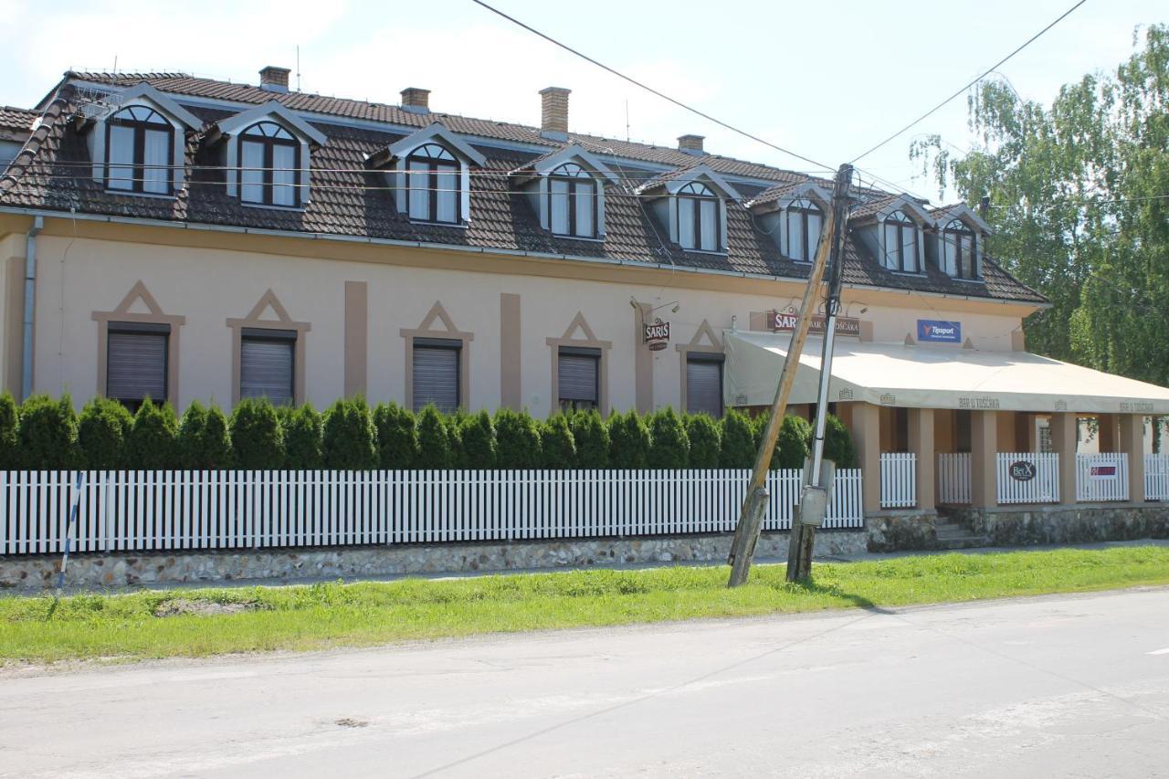 Ubytovanie Toscana Vysne Revistia Buitenkant foto